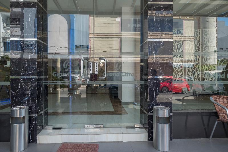 Collection O 1301 Hotel Grand Citra Μακασάρ Εξωτερικό φωτογραφία